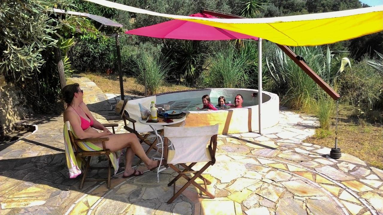 The Place By The Sun Milína Esterno foto